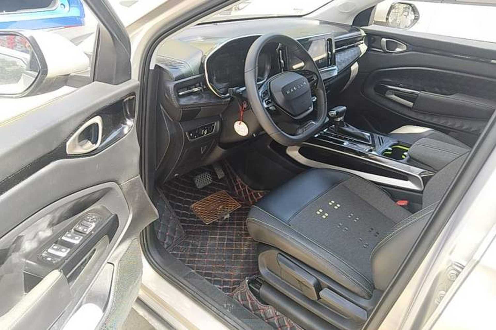 Used Baojun RM-5 2019 1.5L CVT Elite Version with 24-Hour Online Service 7 Seats Driver Seat