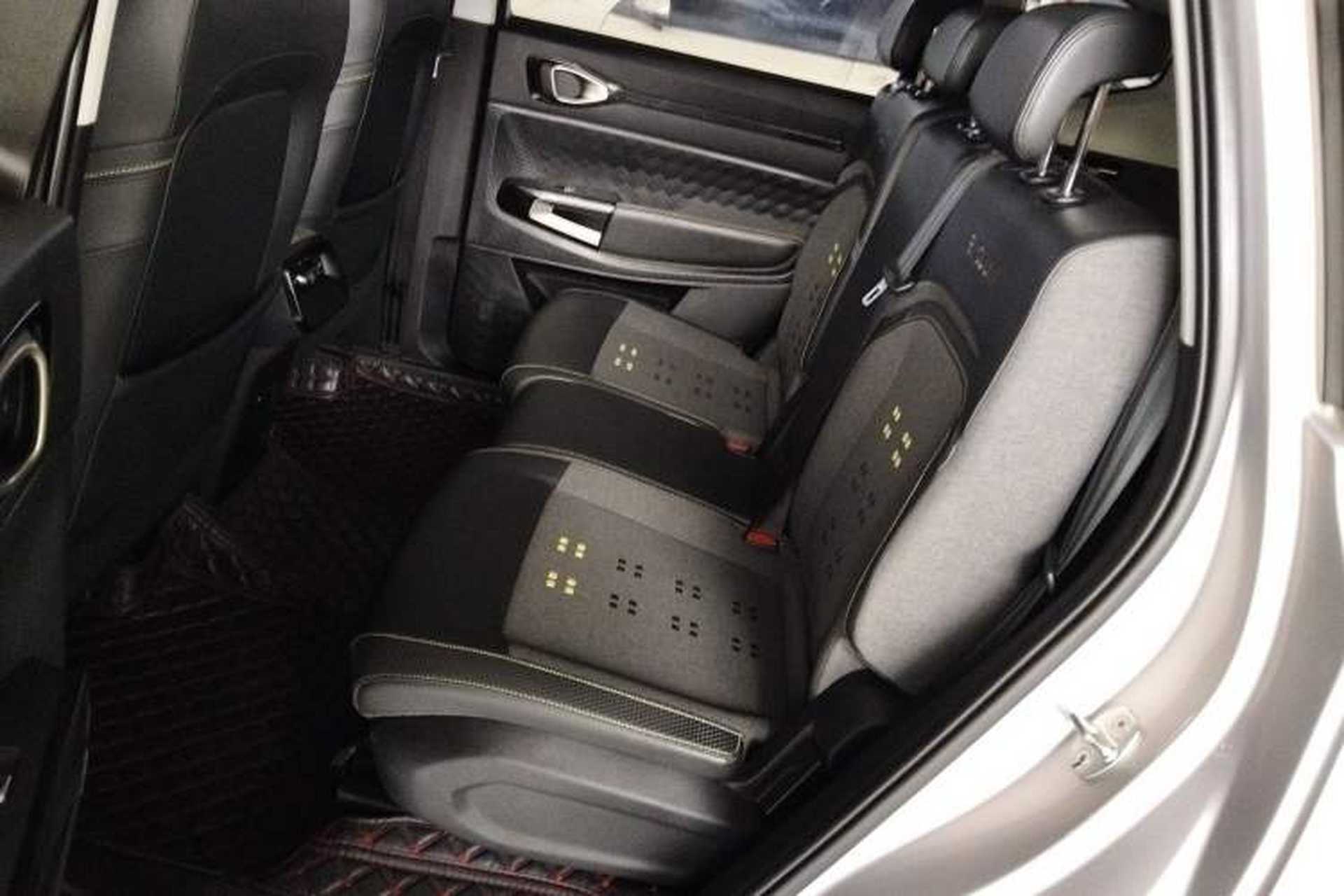 Used Baojun RM-5 2019 1.5L CVT Elite Version with 24-Hour Online Service 7 Seats Left Rear Seat