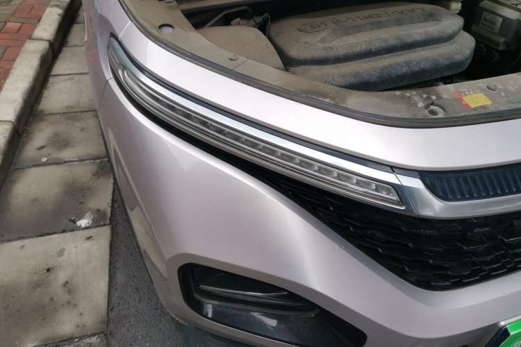 Used Baojun RM-5 2019 1.5L Manual Elite Edition with 24-hour Online Service 5 Seats Right Front Headlight