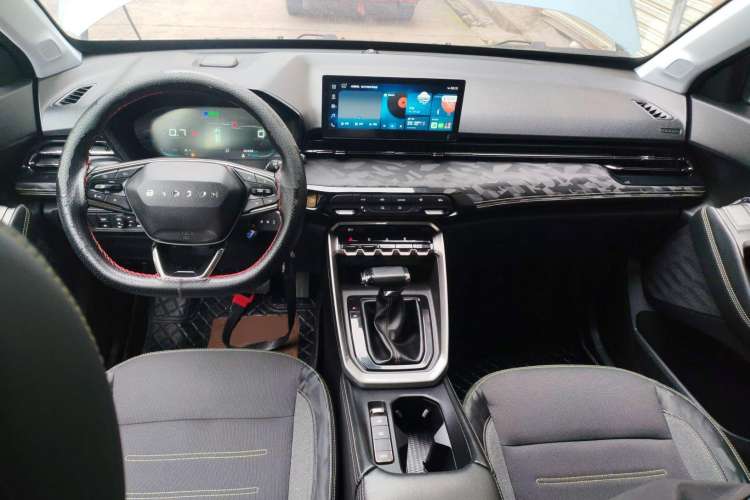 Used Baojun RS-3 2020 1.5L CVT Smart Elite Edition Interior 2