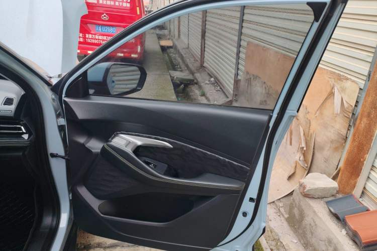 Used Baojun RS-3 2020 1.5L CVT Smart Elite Edition Interior 5