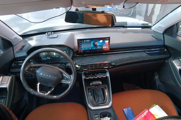 Used Baojun RS-3 2020 1.5L CVT Elite Version with 24-Hour Online Service Center Console