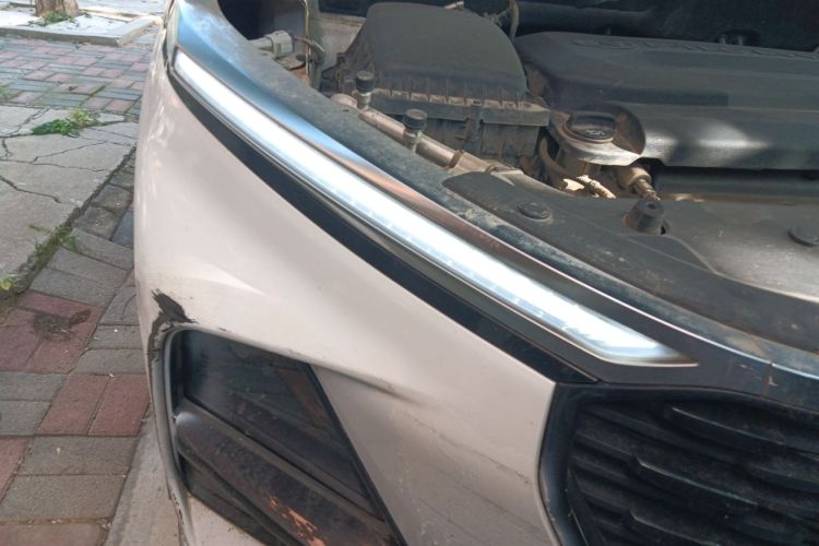 Used Baojun RS-3 2020 1.5L CVT Elite Version with 24-Hour Online Service Right Front Headlight