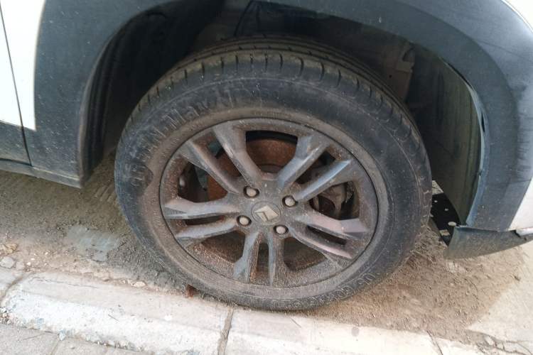 Used Baojun RS-3 2020 1.5L CVT Elite Version with 24-Hour Online Service Right Front Wheel Hub