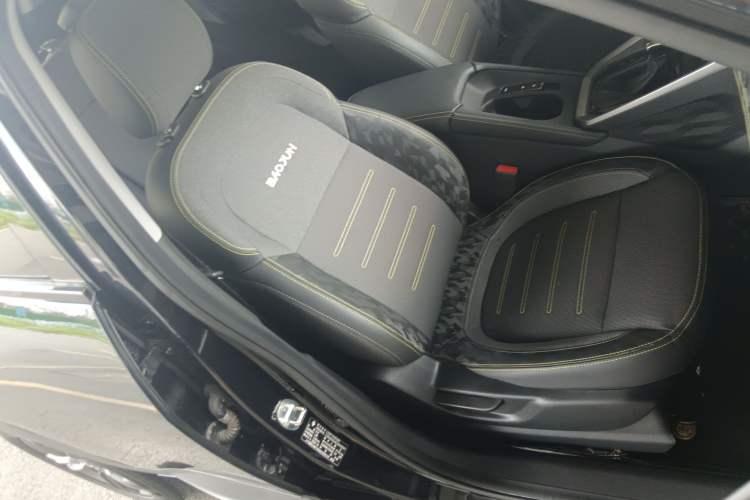 Used Baojun RS-3 2020 1.5L CVT Smart Elite Edition Right Front Seat