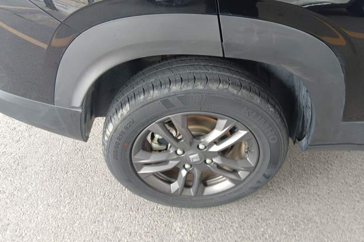 Used Baojun RS-3 2020 1.5L CVT Smart Elite Edition Right Rear Wheel Hub