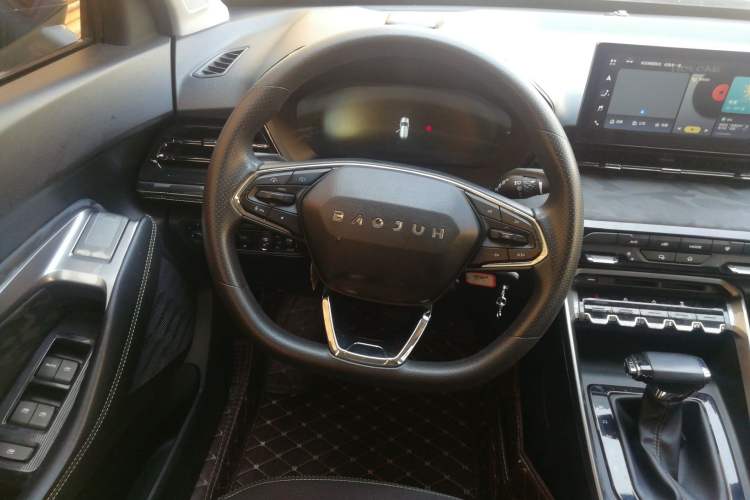 Used Baojun RS-3 2020 1.5L CVT Elite Version with 24-Hour Online Service Steering Wheel