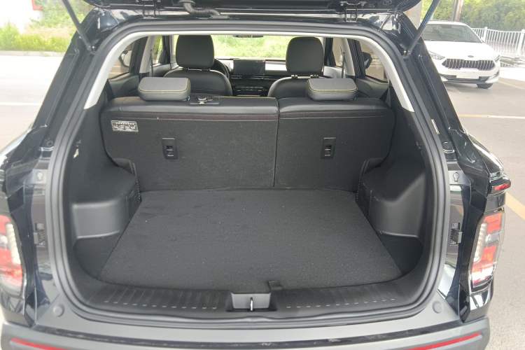 Used Baojun RS-3 2020 1.5L CVT Smart Elite Edition Trunk
