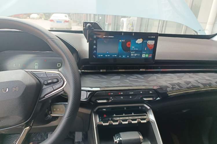 Used Baojun RS-3 2020 1.5T CVT Smart Elite Edition Audio And AC Panel