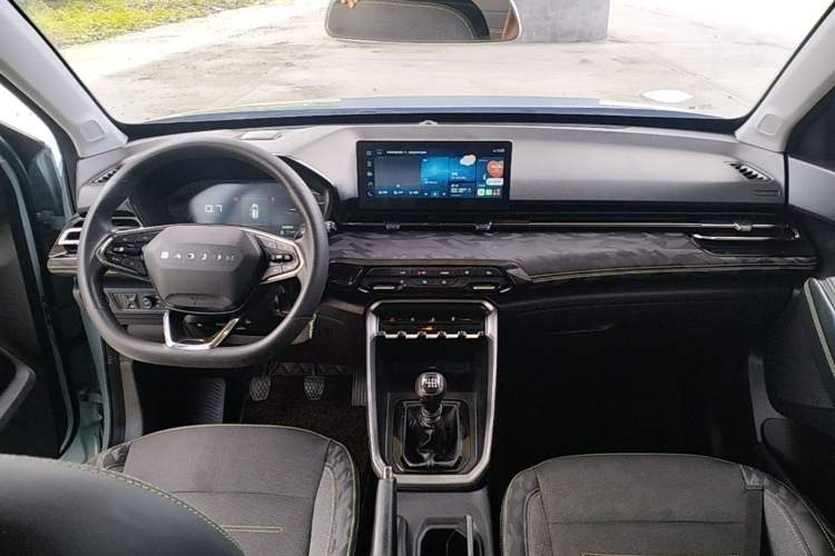 Used Baojun RS-3 2020 1.5L Manual Smart Elite Edition Center Console