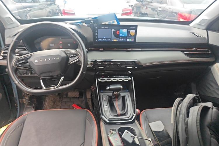 Used Baojun RS-3 2020 1.5T CVT Smart Luxury Edition Center Console