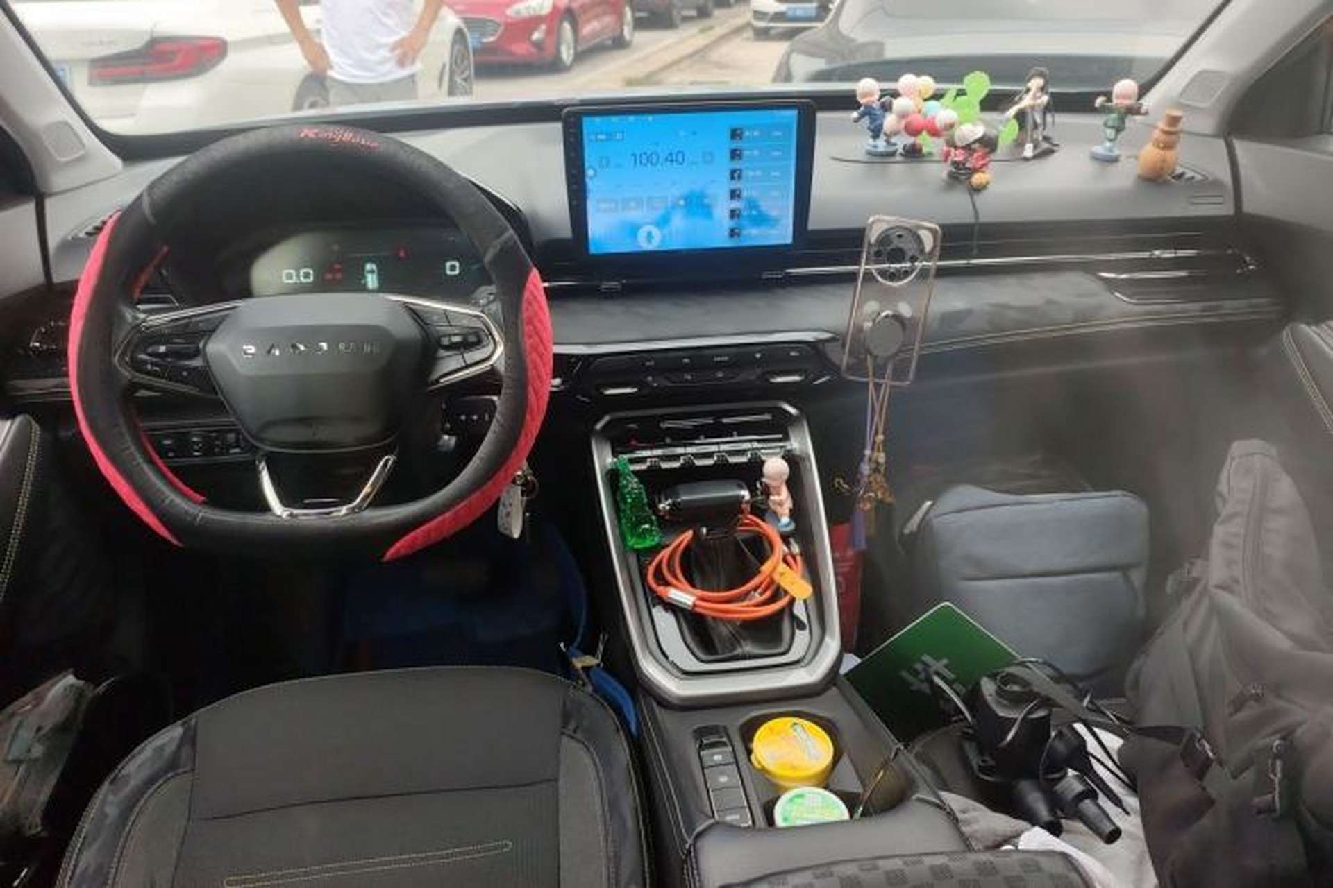 Used Baojun RS-3 2020 1.5T CVT Smart Elite Edition Center Console
