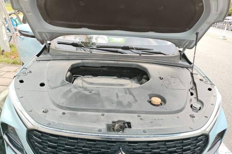 Used Baojun RS-3 2020 1.5T CVT Smart Luxury Edition Engine Bay