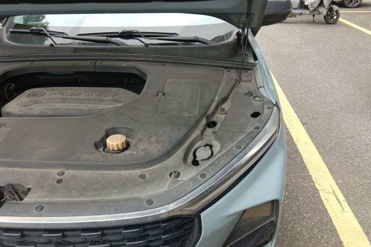 Used Baojun RS-3 2020 1.5L CVT Smart Luxury Edition Engine Bay Left