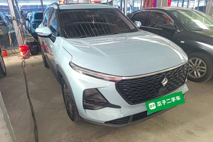 Used Baojun RS-3 2020 1.5L Manual 24-Hour Online Luxury Version Front Right 45 Deg