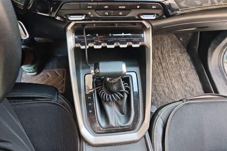 Used Baojun RS-3 2020 1.5L CVT Smart Elite Edition Gear Lever