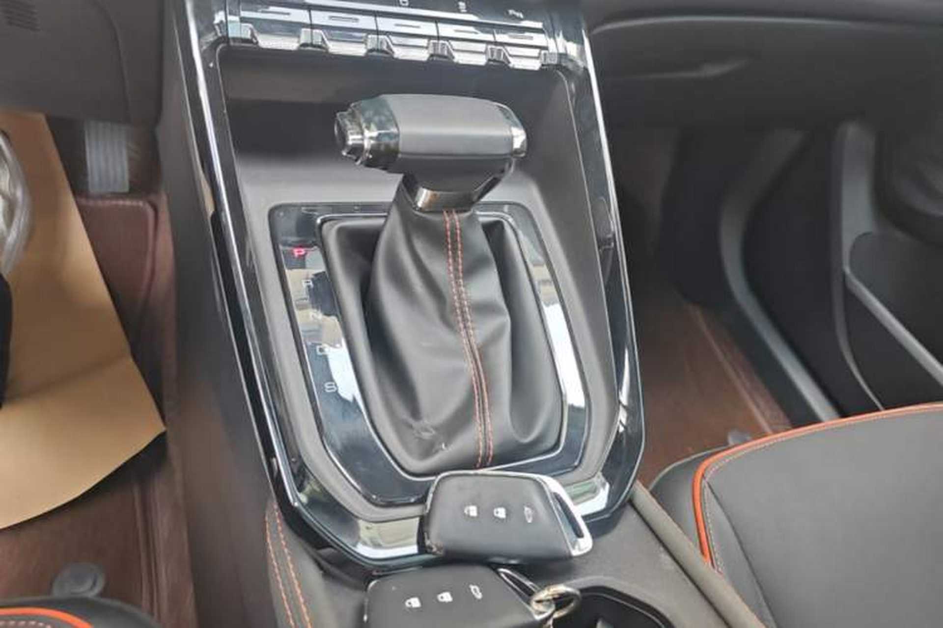Used Baojun RS-3 2020 1.5T CVT Smart Luxury Edition Gear Lever