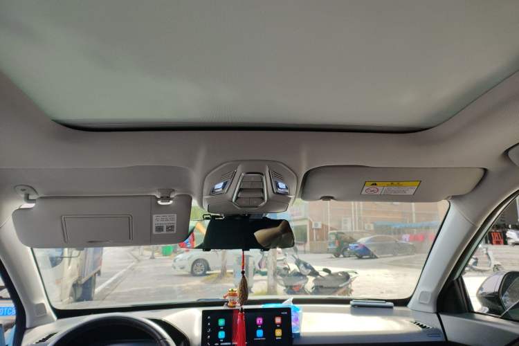 Used Baojun RS-3 2020 1.5L CVT 24-Hour Online Luxury Edition Headliner