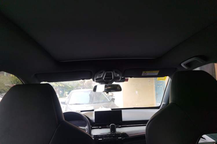 Used Baojun RS-3 2020 1.5T CVT Intelligent Prestige Edition Headliner