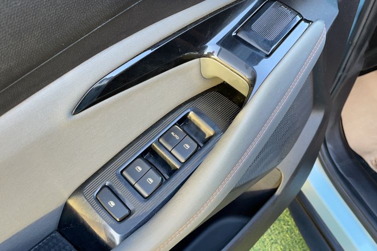 Used Baojun RS-3 2020 1.5L CVT 24-Hour Online Luxury Edition Interior 1