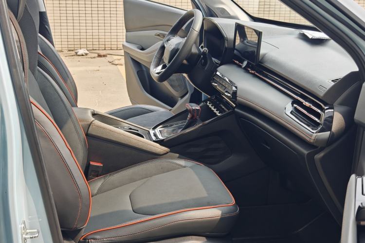 Used Baojun RS-3 2020 1.5L CVT Smart Luxury Edition Interior 12