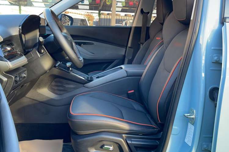 Used Baojun RS-3 2020 1.5L CVT 24-Hour Online Luxury Edition Interior 2