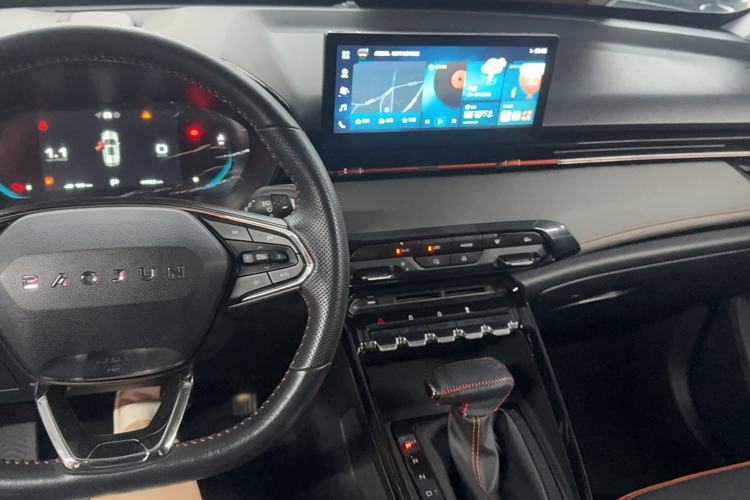Used Baojun RS-3 2020 1.5L CVT 24-Hour Online Luxury Edition Interior 3
