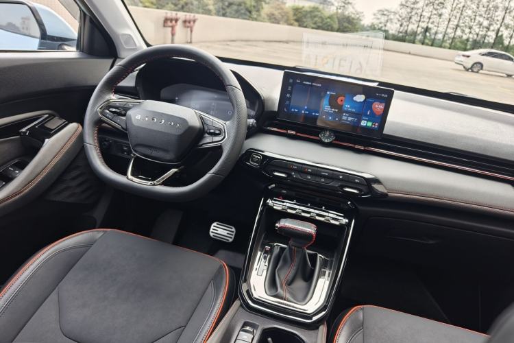 Used Baojun RS-3 2020 1.5L CVT Smart Luxury Edition Interior 3