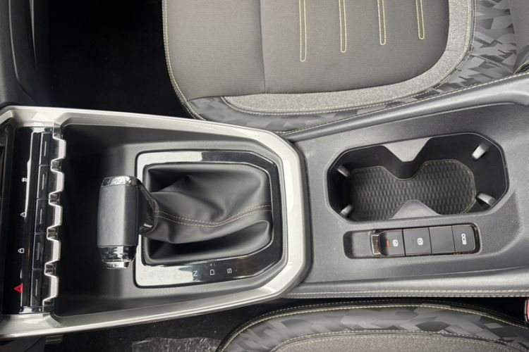 Used Baojun RS-3 2020 1.5T CVT Smart Elite Edition Interior 4