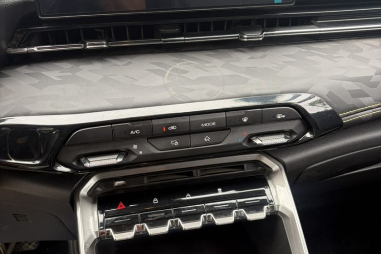 Used Baojun RS-3 2020 1.5T CVT Smart Elite Edition Interior 7