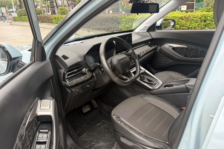 Used Baojun RS-3 2020 1.5T CVT Smart Elite Edition Interior 8