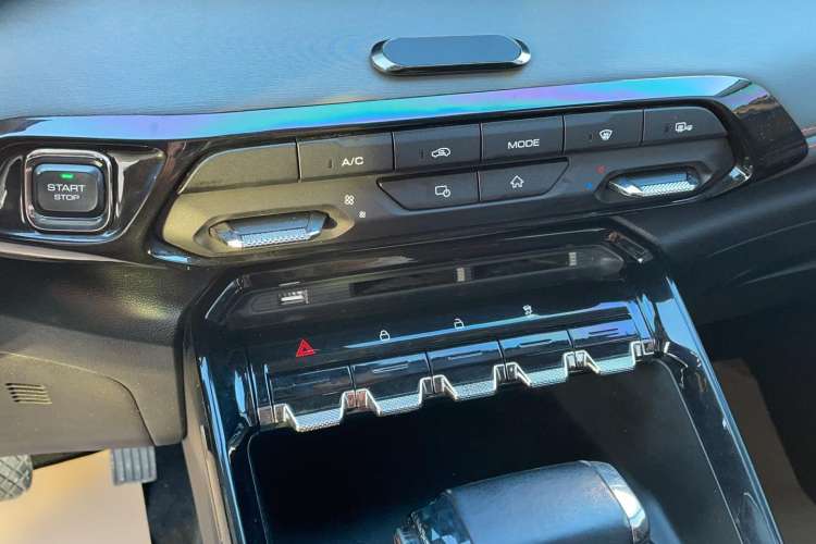 Used Baojun RS-3 2020 1.5L CVT 24-Hour Online Luxury Edition Interior 8