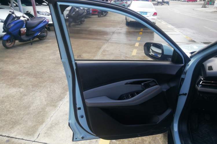 Used Baojun RS-3 2020 1.5L Manual 24-Hour Online Luxury Version Left Front Door Interior