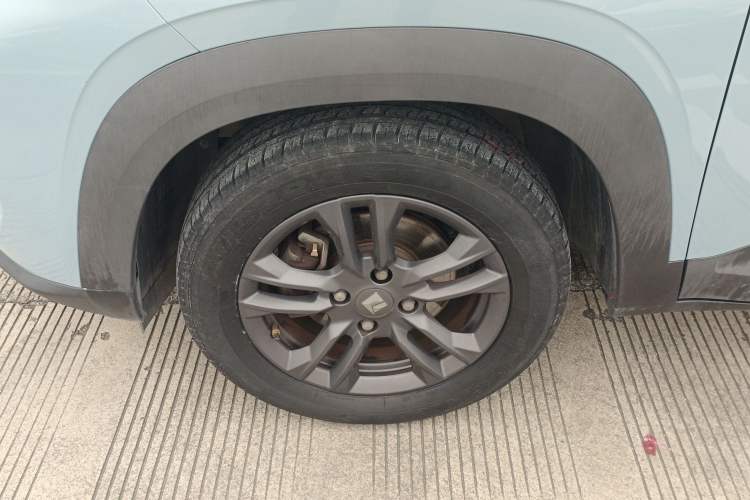 Used Baojun RS-3 2020 1.5L CVT Smart Luxury Edition Left Front Wheel Hub