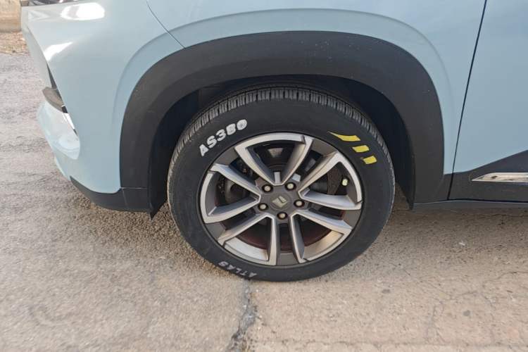 Used Baojun RS-3 2020 1.5T CVT Smart Luxury Edition Left Front Wheel Hub