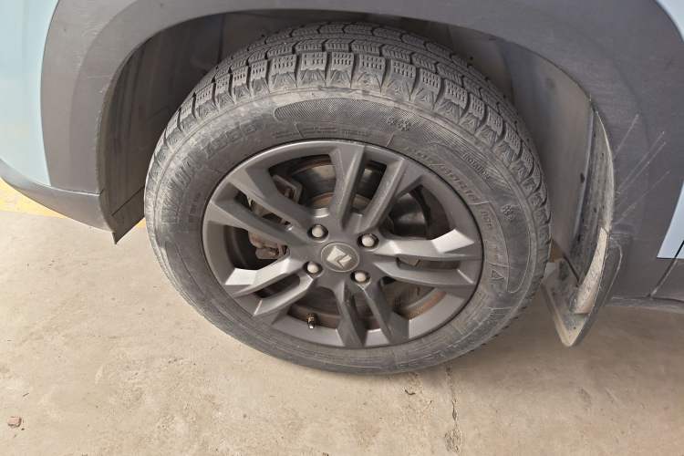 Used Baojun RS-3 2020 1.5L CVT 24-Hour Online Luxury Edition Left Front Wheel Hub