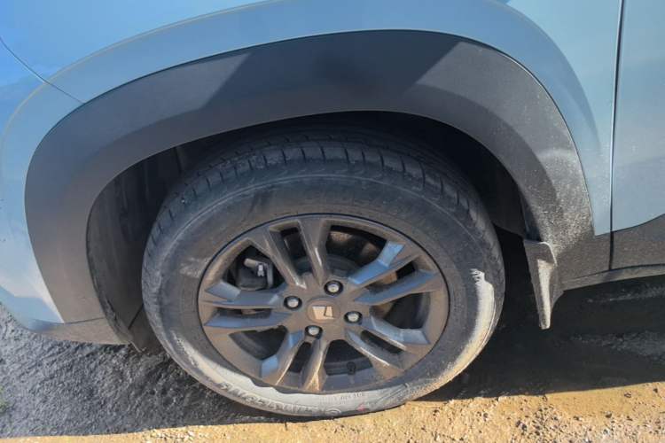 Used Baojun RS-3 2020 1.5L Manual Smart Comfort Edition Left Front Wheel Hub