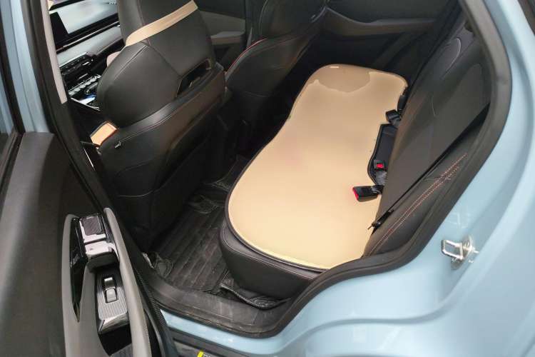Used Baojun RS-3 2020 1.5L CVT 24-Hour Online Luxury Edition Left Rear Seat
