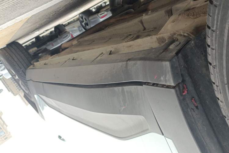 Used Baojun RS-3 2020 1.5L CVT Smart Luxury Edition Left Side Sill