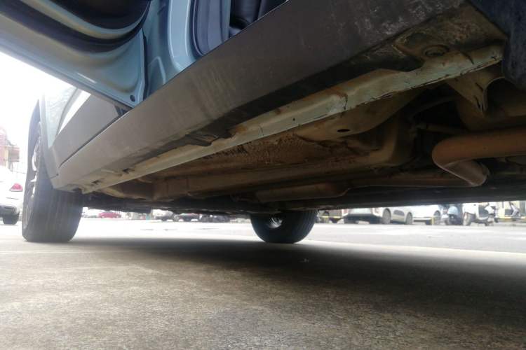 Used Baojun RS-3 2020 1.5L Manual 24-Hour Online Luxury Version Left Side Sill