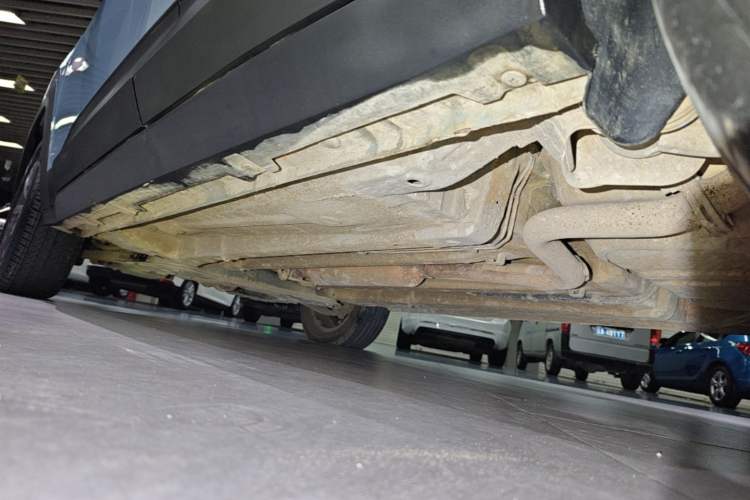 Used Baojun RS-3 2020 1.5L CVT Elite Version with 24-Hour Online Service Left Side Sill