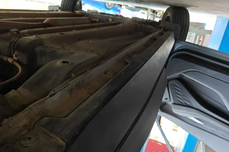 Used Baojun RS-3 2020 1.5L Manual Smart Elite Edition Left Side Sill