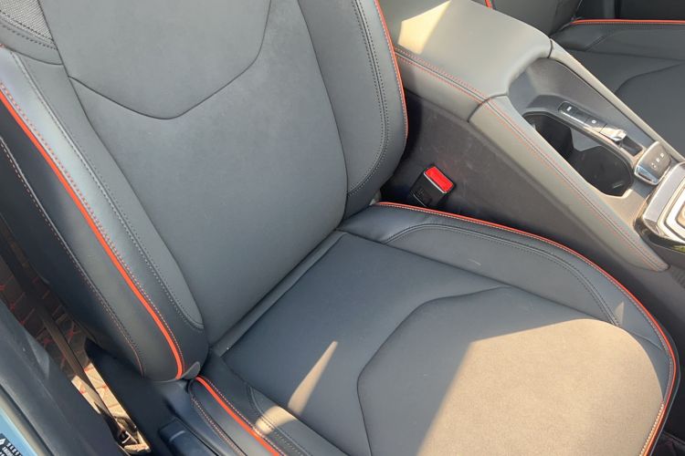Used Baojun RS-3 2020 1.5L CVT 24-Hour Online Luxury Edition Right Front Seat