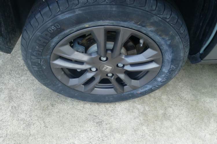 Used Baojun RS-3 2020 1.5L Manual 24-Hour Online Luxury Version Right Rear Wheel Hub