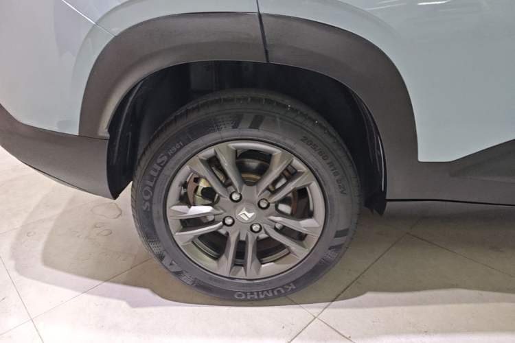 Used Baojun RS-3 2020 1.5L CVT Elite Version with 24-Hour Online Service Right Rear Wheel Hub