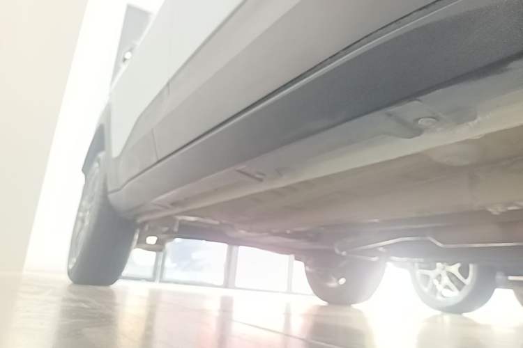 Used Baojun RS-3 2020 1.5L CVT Elite Version with 24-Hour Online Service Right Side Sill