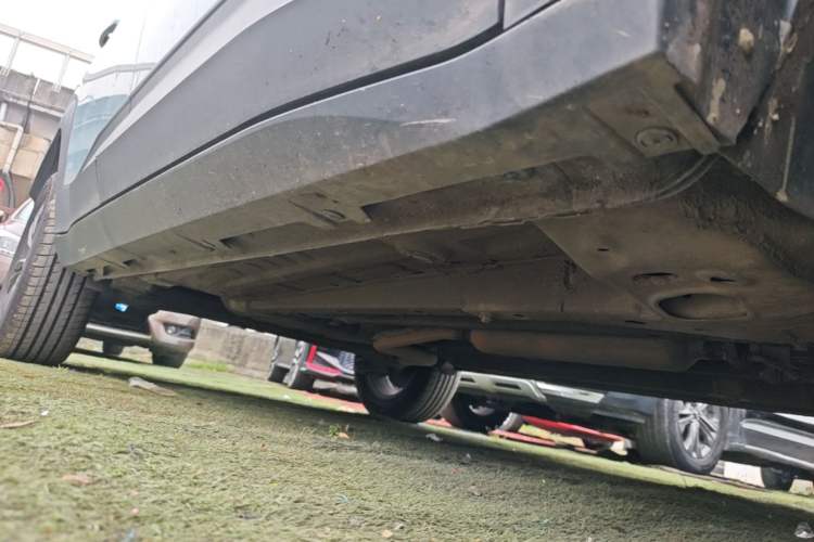 Used Baojun RS-3 2020 1.5L CVT Elite Version with 24-Hour Online Service Right Side Sill