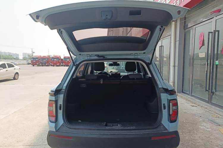 Used Baojun RS-3 2020 1.5T CVT Smart Elite Edition Trunk