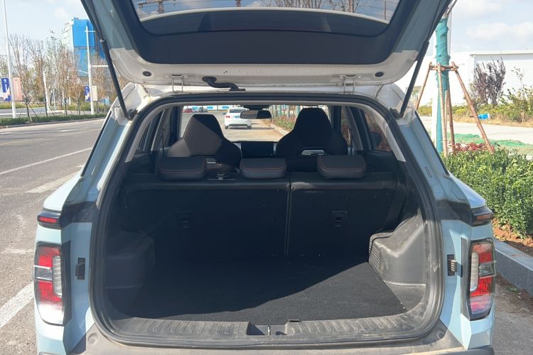 Used Baojun RS-3 2020 1.5L CVT 24-Hour Online Luxury Edition Trunk