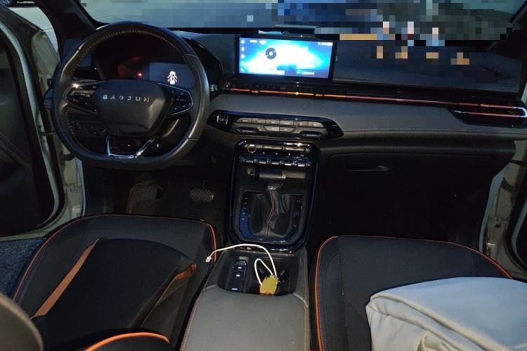 Used Baojun RS-3 2020 1.5T CVT Intelligent Prestige Edition Center Console
